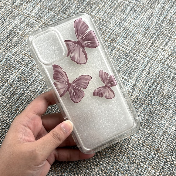 Butterfly Iphone 11 Phone case - Picture 2 of 3